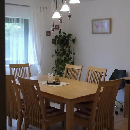 Pinetree Lodge House Appartement